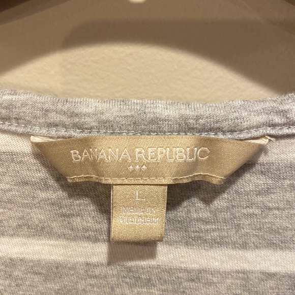 Banana Republic womens large gray and white striped tank top - Picture 2 of 6
